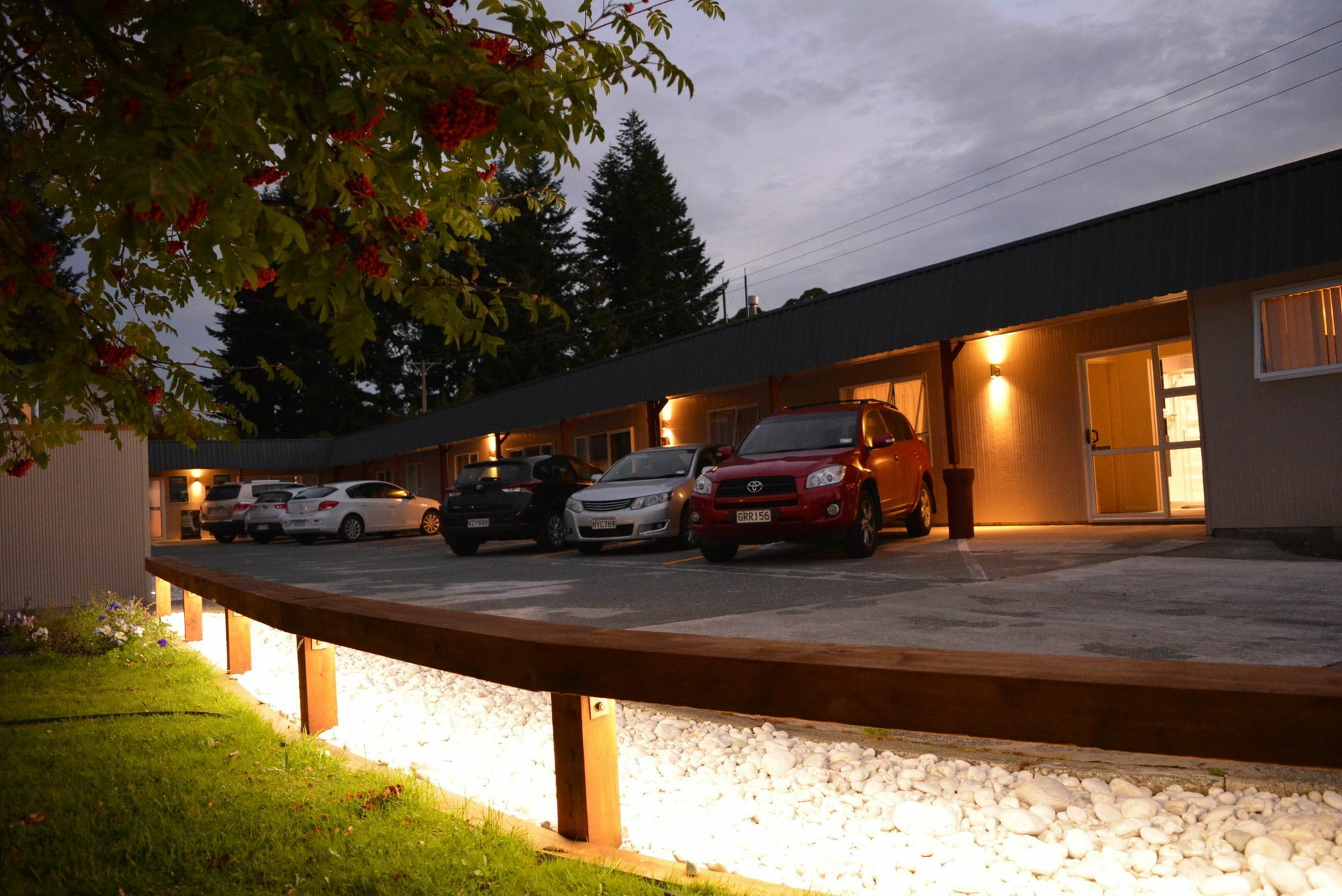 Amber Court Motel Te Anau Exterior foto